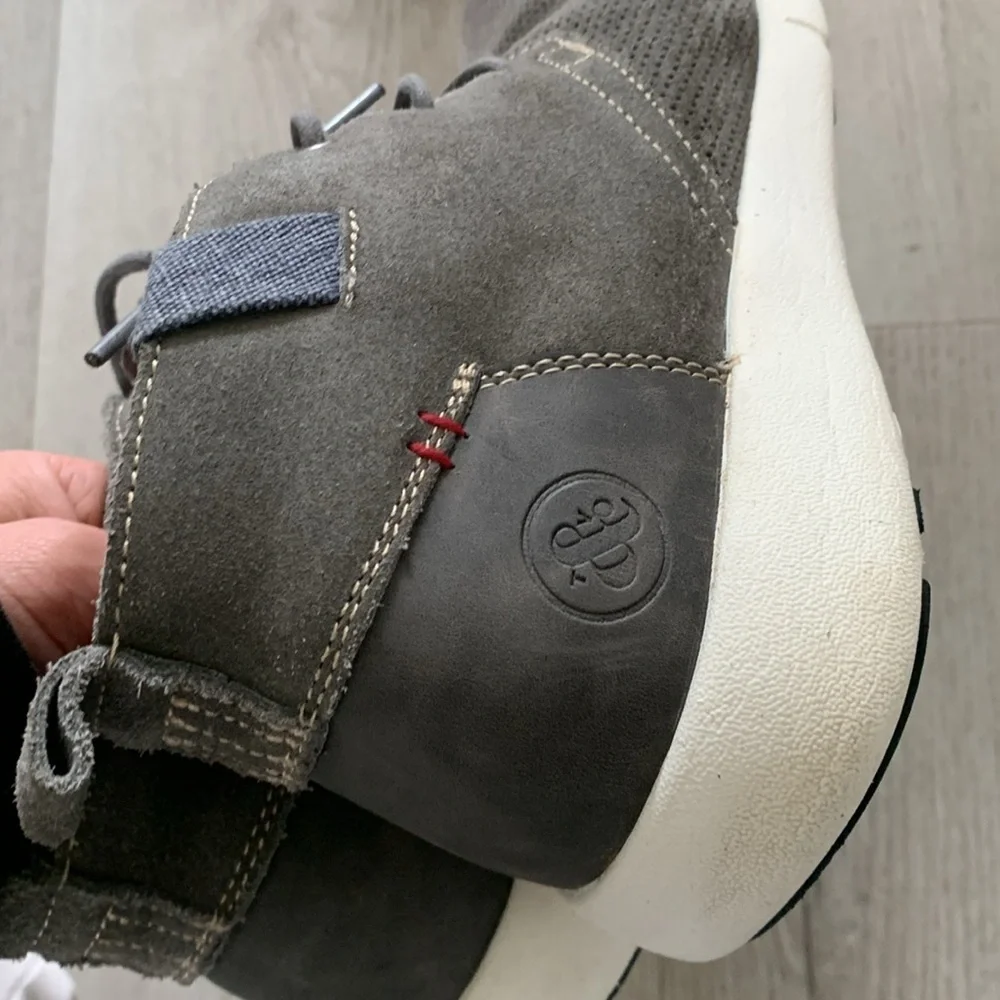 Thomas & Vine  Men's McCoy Chukka Boots - Grey leather‎ boots size 10.5 suede